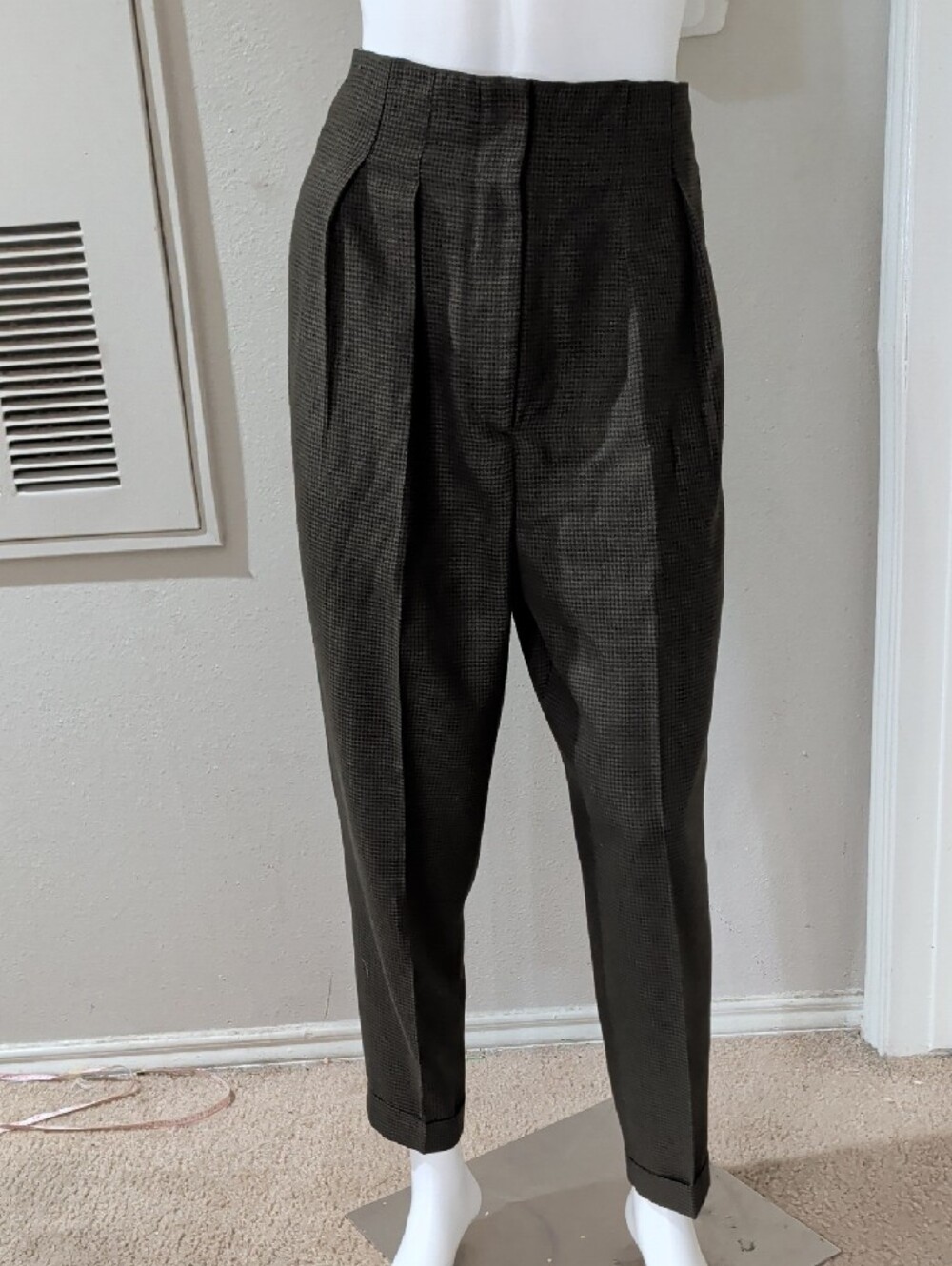 Vintage Tailored High-Waist Pleated Houndstooth Pants in Dark Olive Women's L